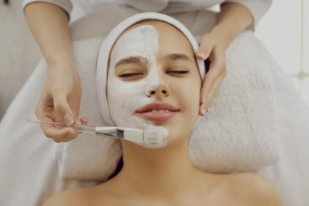 Steps Involved in Deep Cleansing Facial Process