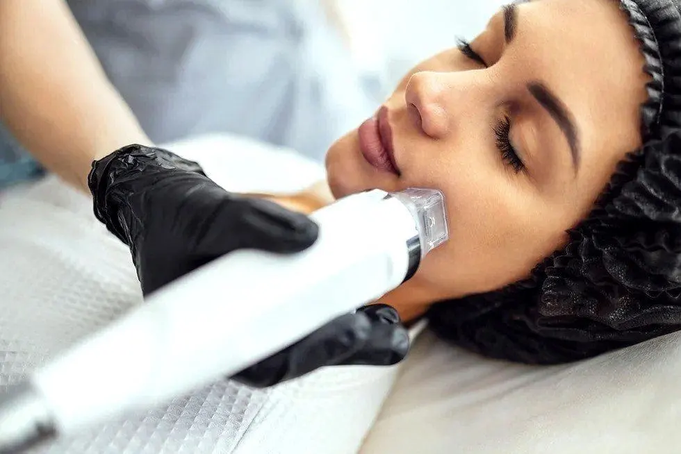 Dermapen Vs Traditional Micro Needling; Which Is Right For You